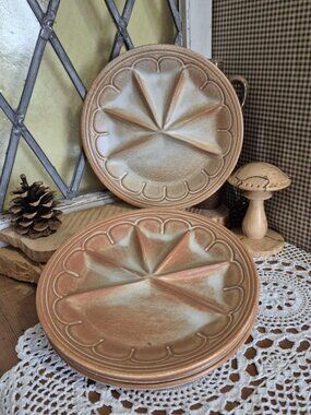 BEAUCE POTTERY Vintage Divided Fondue Plates - Beauceware Set of 4